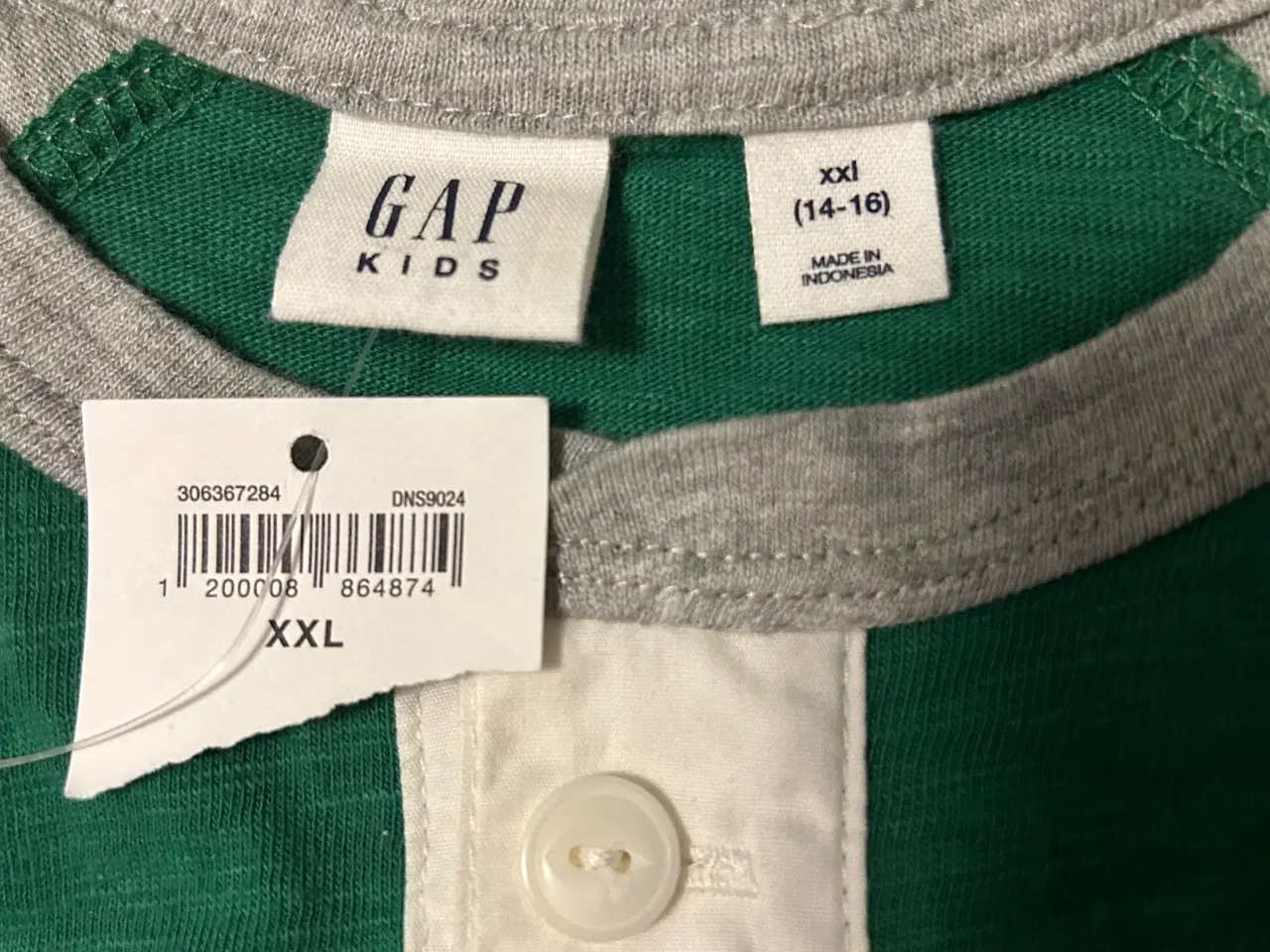 Billede 2 - GAP lange ærme t-shirt