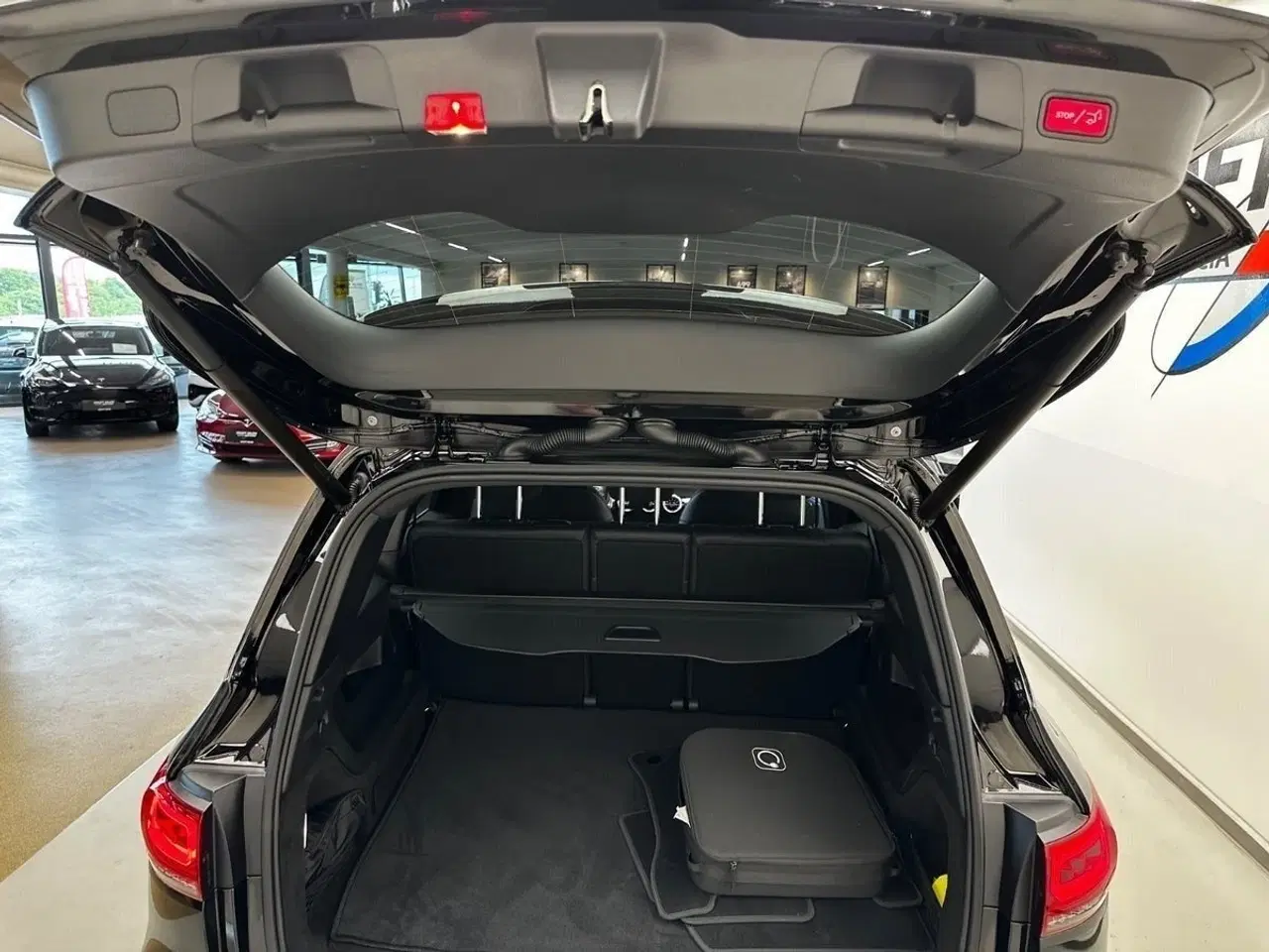 Billede 9 - Mercedes EQB350  AMG Line 4Matic