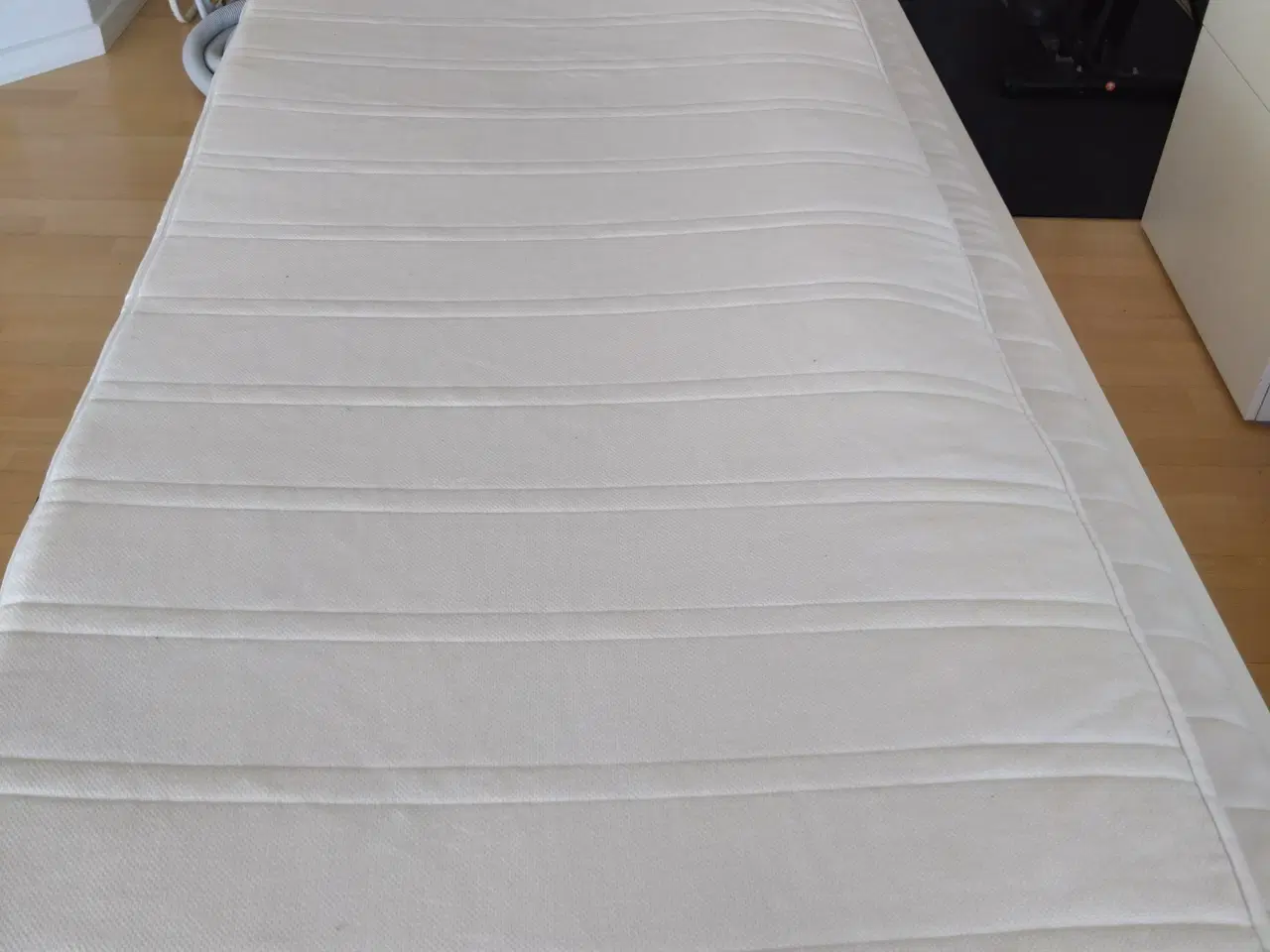 Billede 3 - Ikea slækt seng