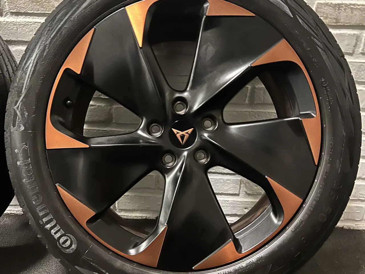 Billede 2 - Originale Cupra 19” fælge med sommerdæk