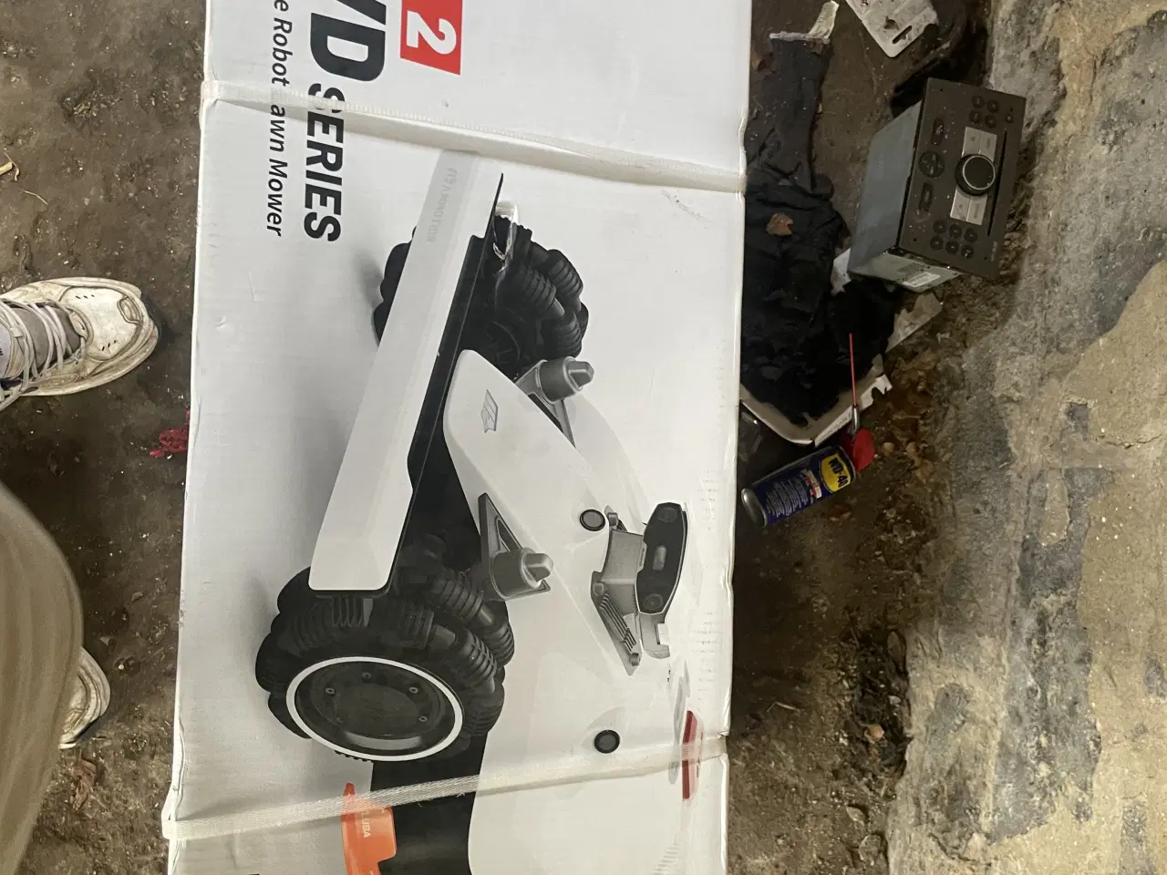 Billede 3 - Helt ny robot plæne klipper