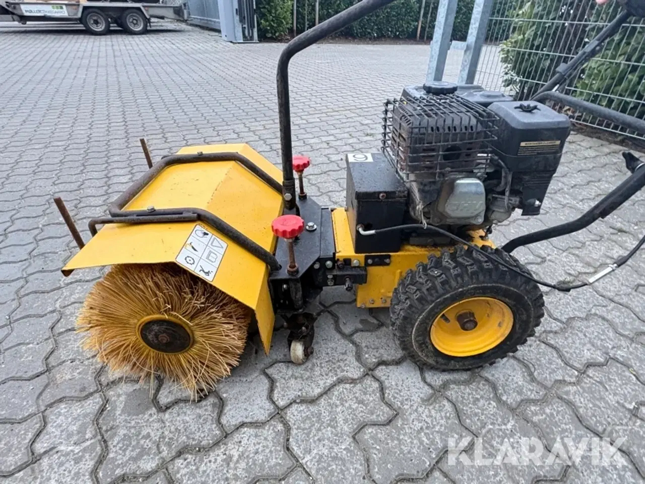 Billede 5 - Fejemaskine