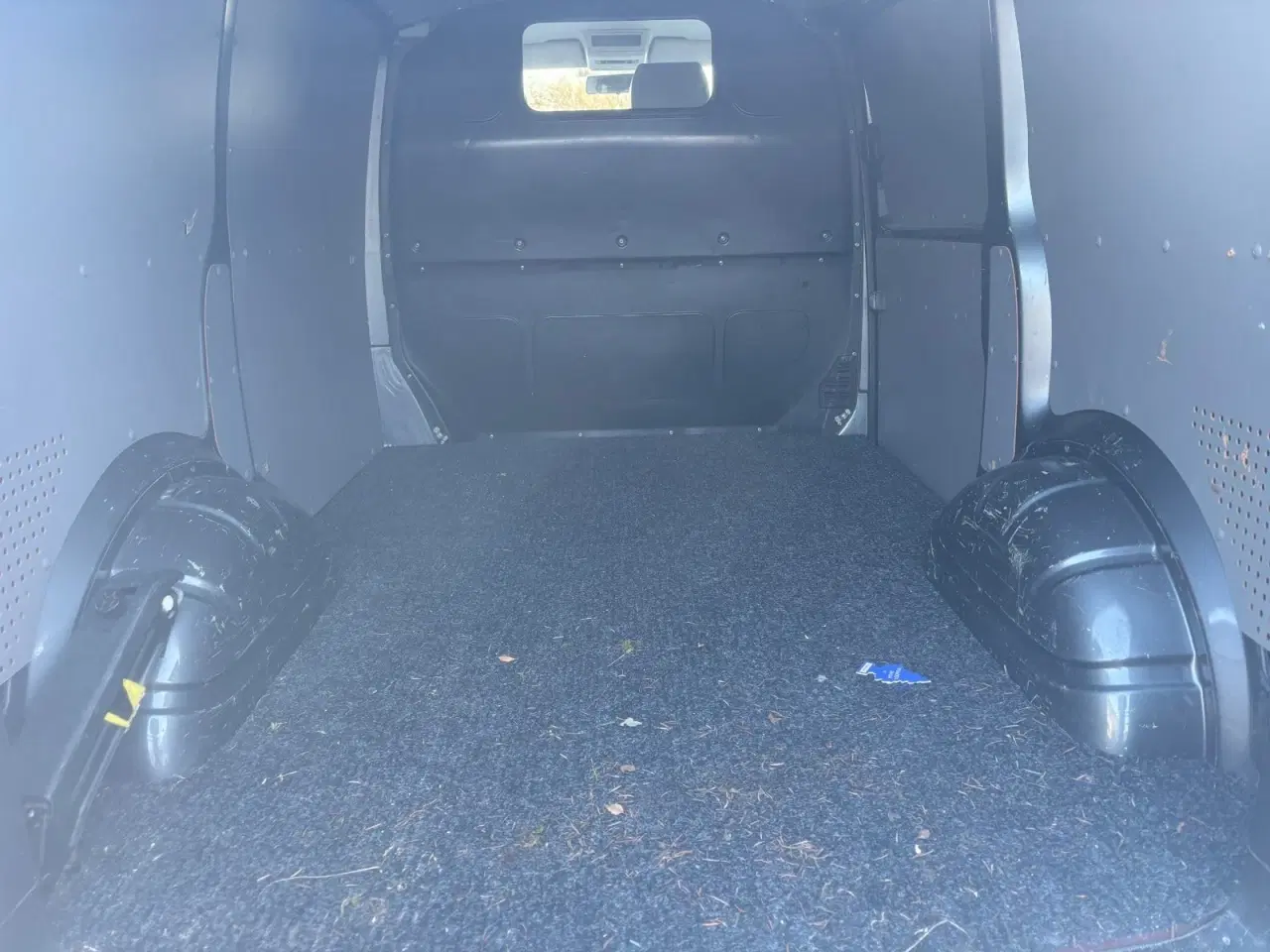 Billede 10 - VW Transporter 2,0 TDi 140 Kassevogn DSG kort