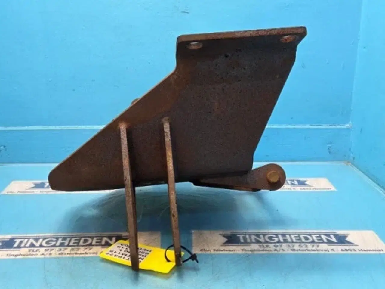 Billede 3 - New Holland TM115 Beslag L. 82021119