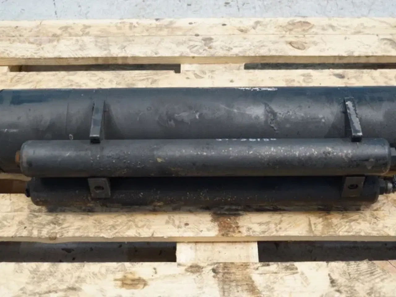 Billede 16 - Case 525 Farmlift Cylinder 47746790