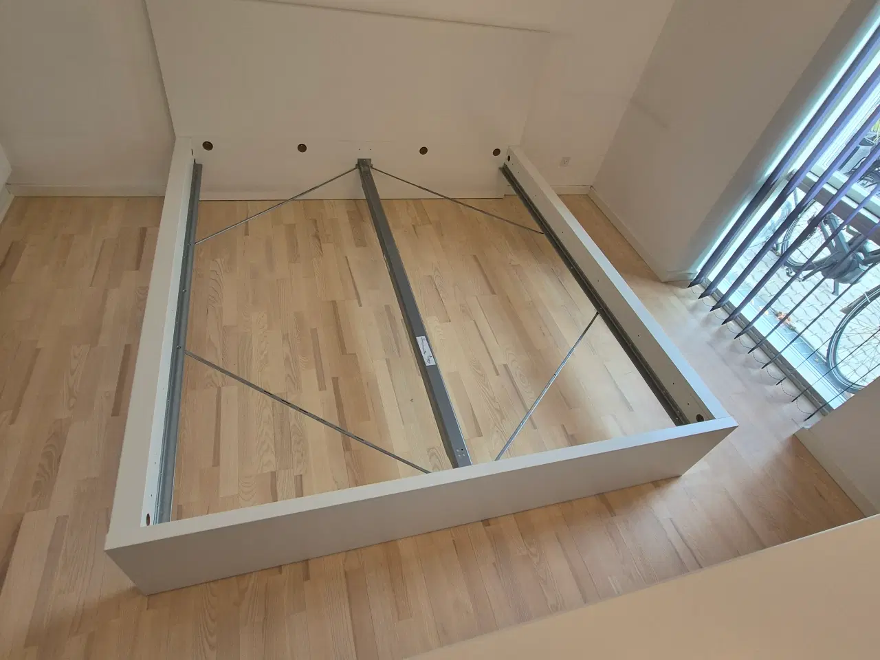 Billede 7 - Sengestel - Malm fra Ikea - 180 x 200 cm 