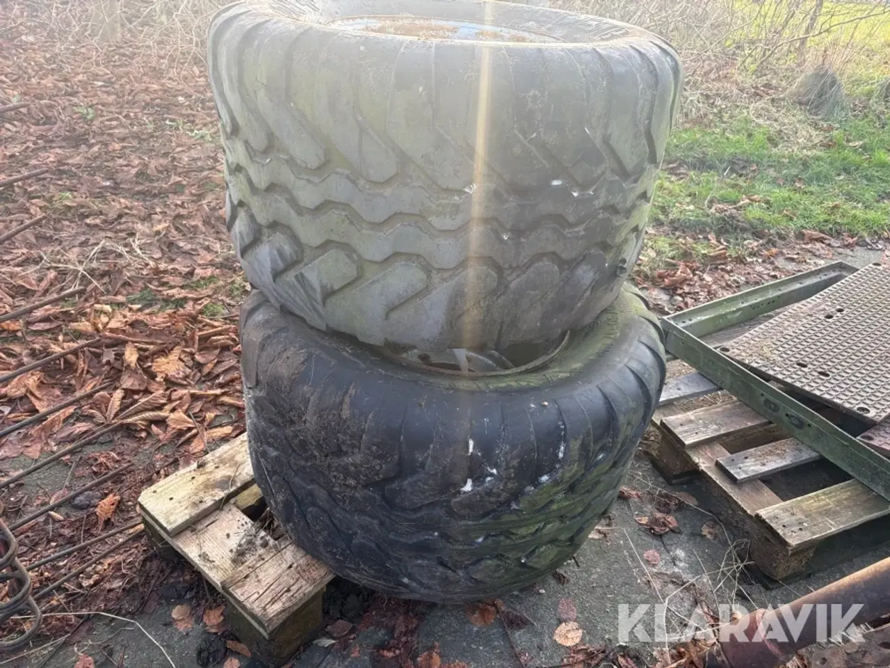 Billede 3 - Dæk med fælg - 2 styks