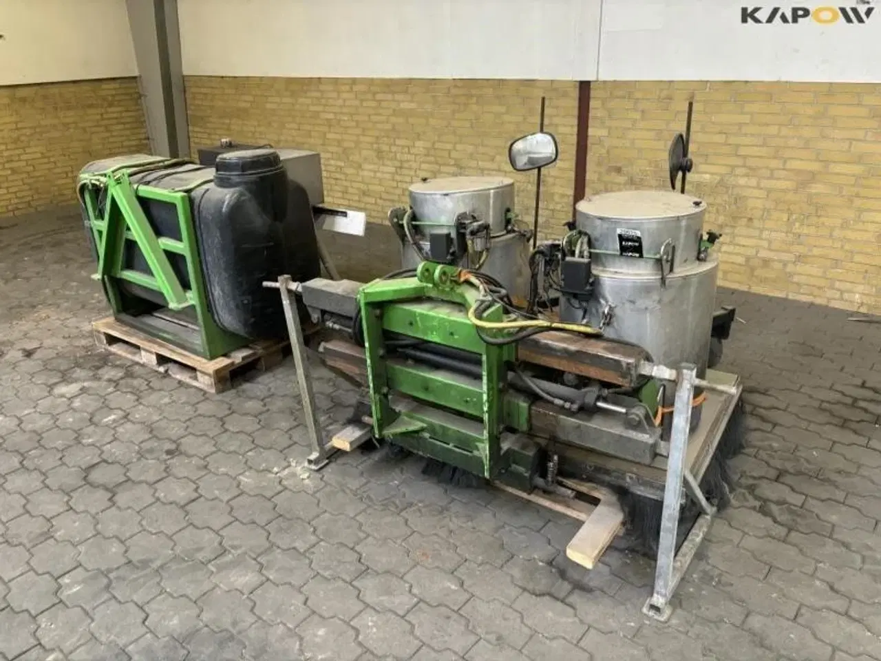 Billede 1 - - - - Ukrudtsdamper