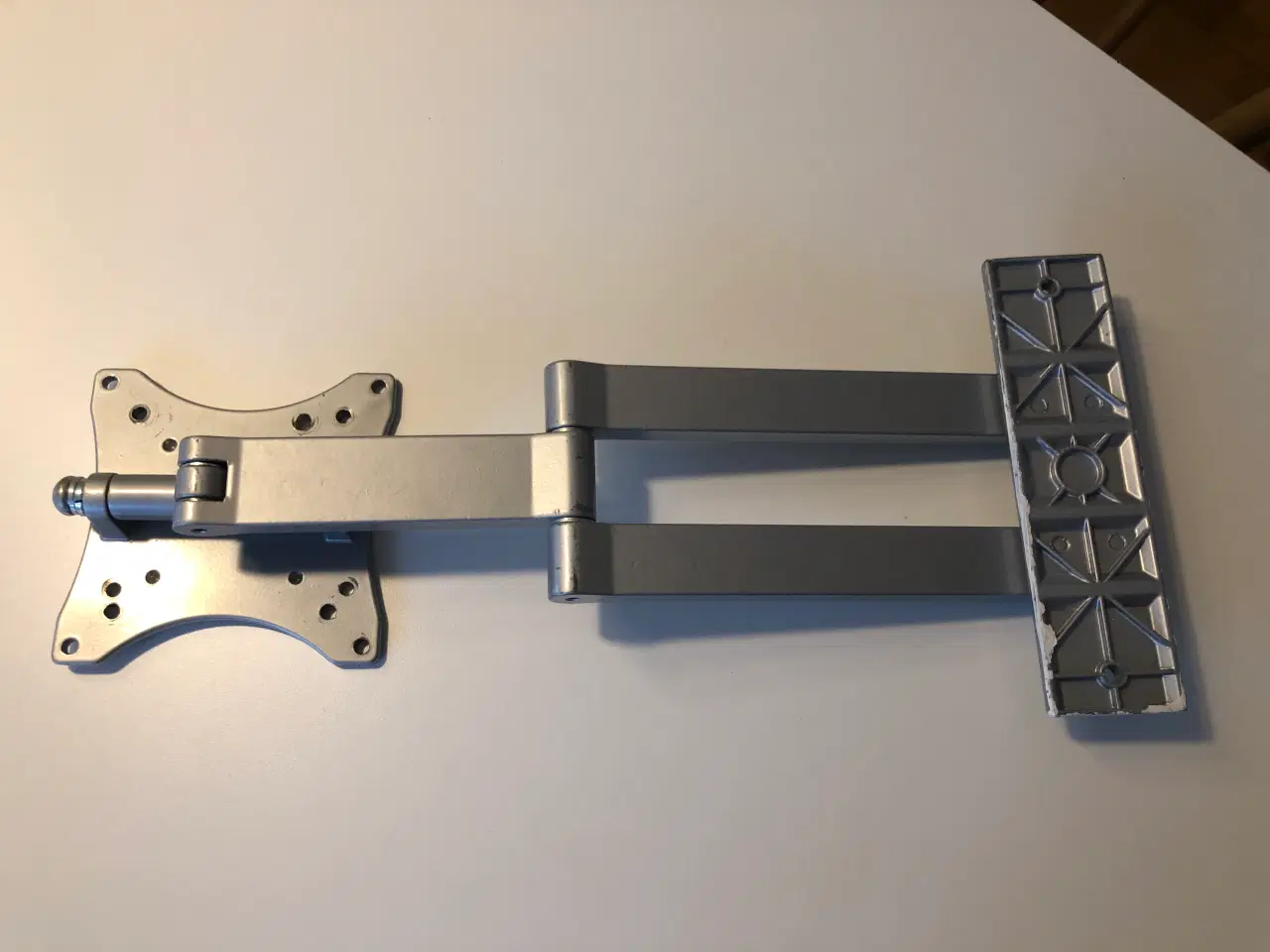 Billede 4 - Vægbeslag til TV VESA 100x100