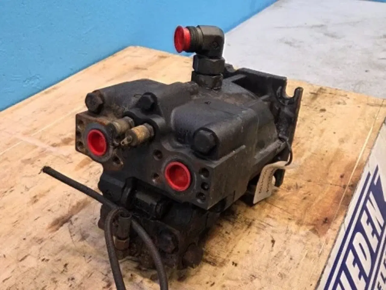 Billede 11 - New Holland CR9.90 Hydrostatmotor 84819681