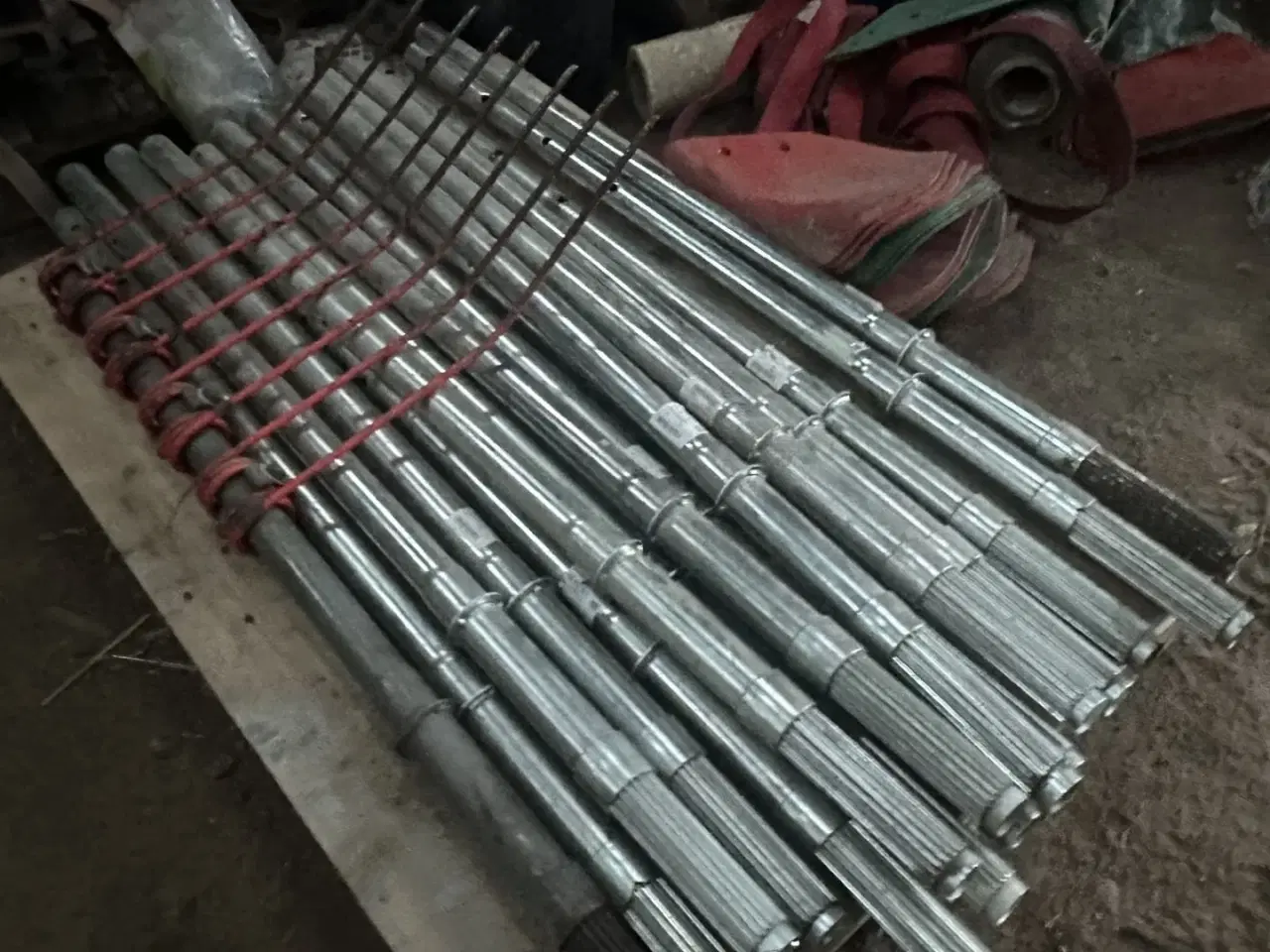 Billede 3 - CLAAS Liner, nye rivearme