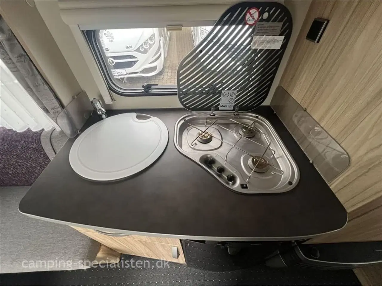 Billede 8 - 2018 - Hymer Feeling 470   2018 Hymer Feeling 470 m. hævetag - se den nu hos Camping-Specialisten.dk