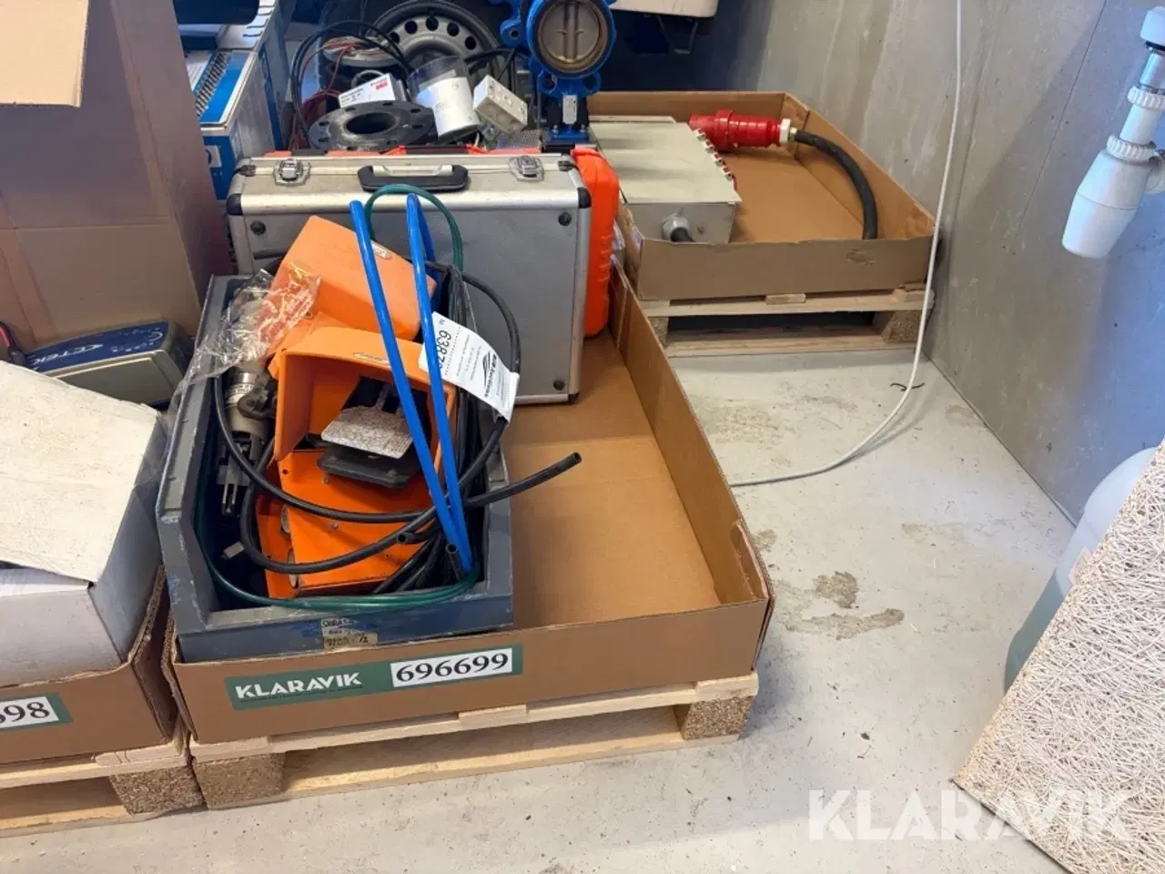 Billede 1 - Blandet parti værktøj og industrielle komponenter