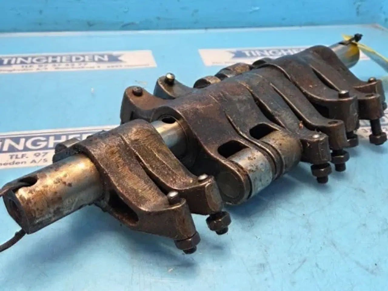 Billede 14 - John Deere 6125HZ001 Vippeaksel RE66193