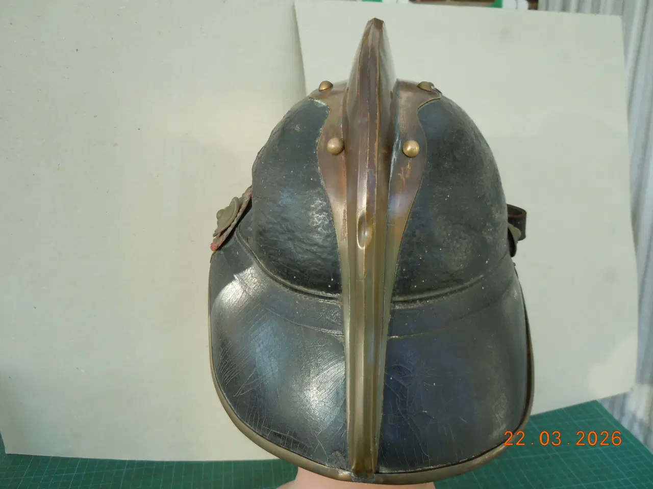 Billede 3 - Læderbrandhjelm, Aarhus Brandvæsen. Brugbar.