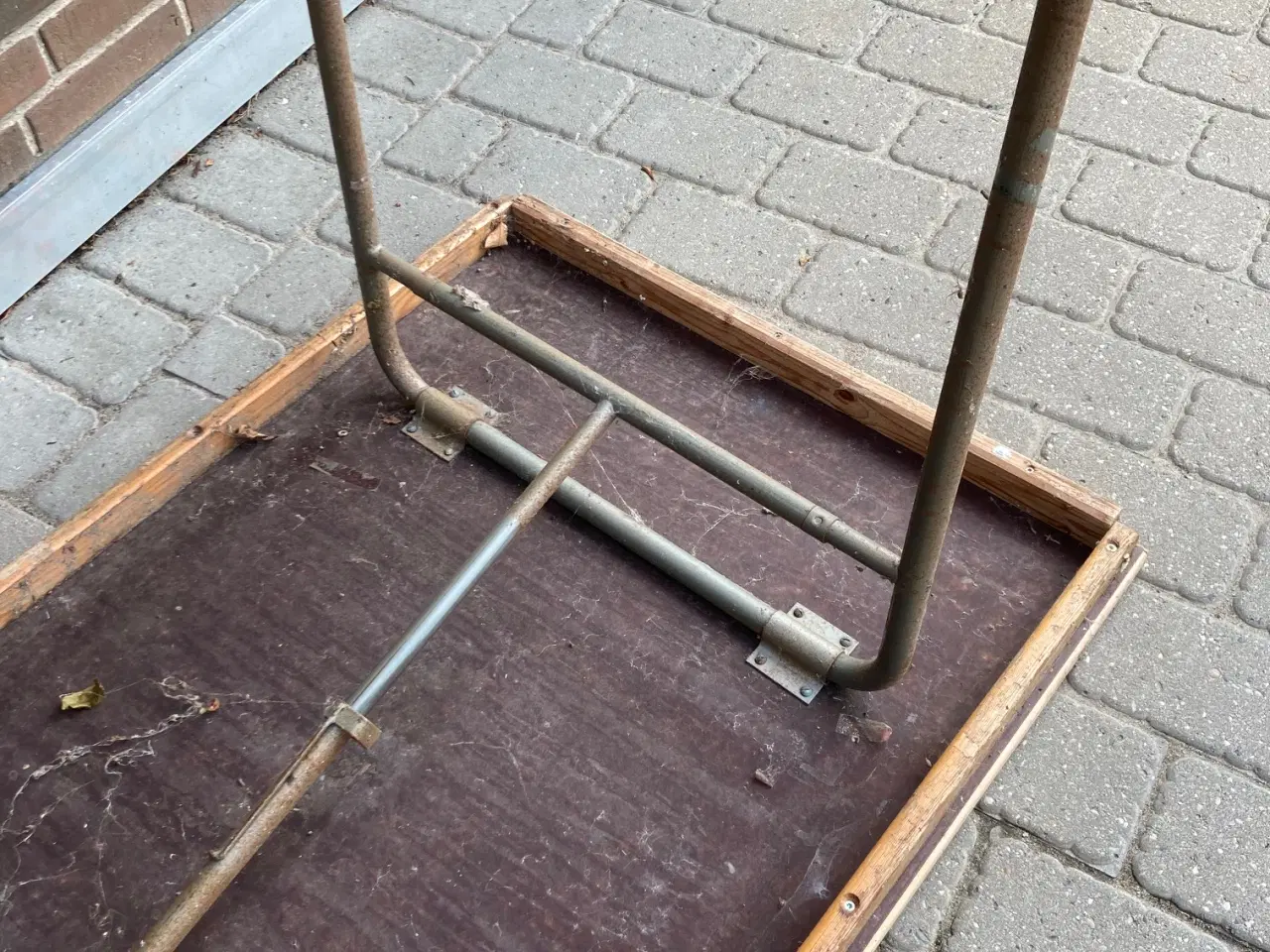 Billede 3 - Praktisk arbejdsbord