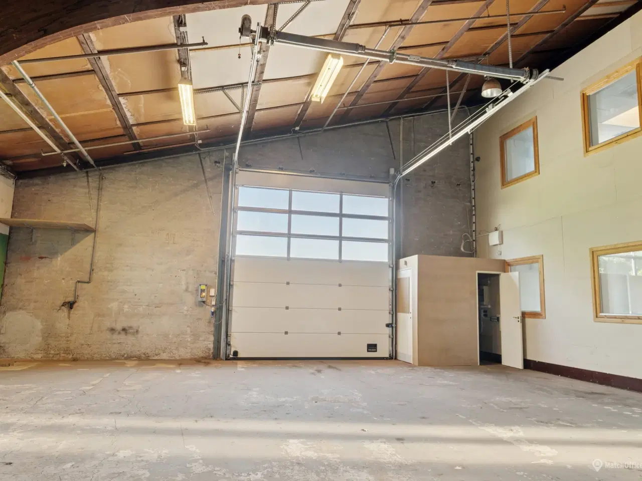 Billede 9 - Stort lager centralt i Glostrup