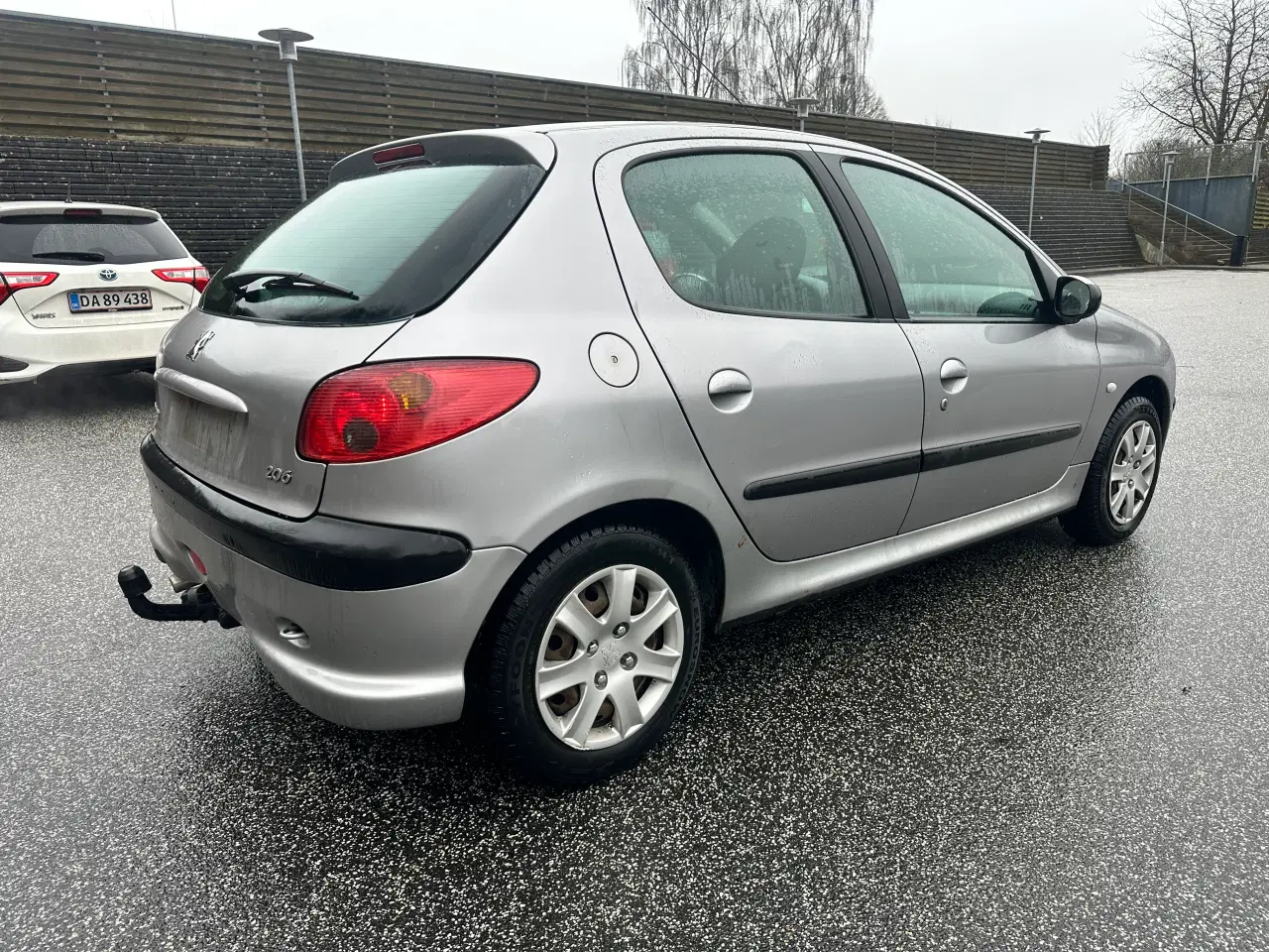 Billede 3 - Pæn og velholdt Peugeot 206