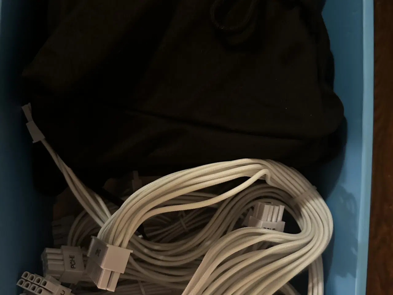 Billede 8 - Lian Li SP750 strømforsyning