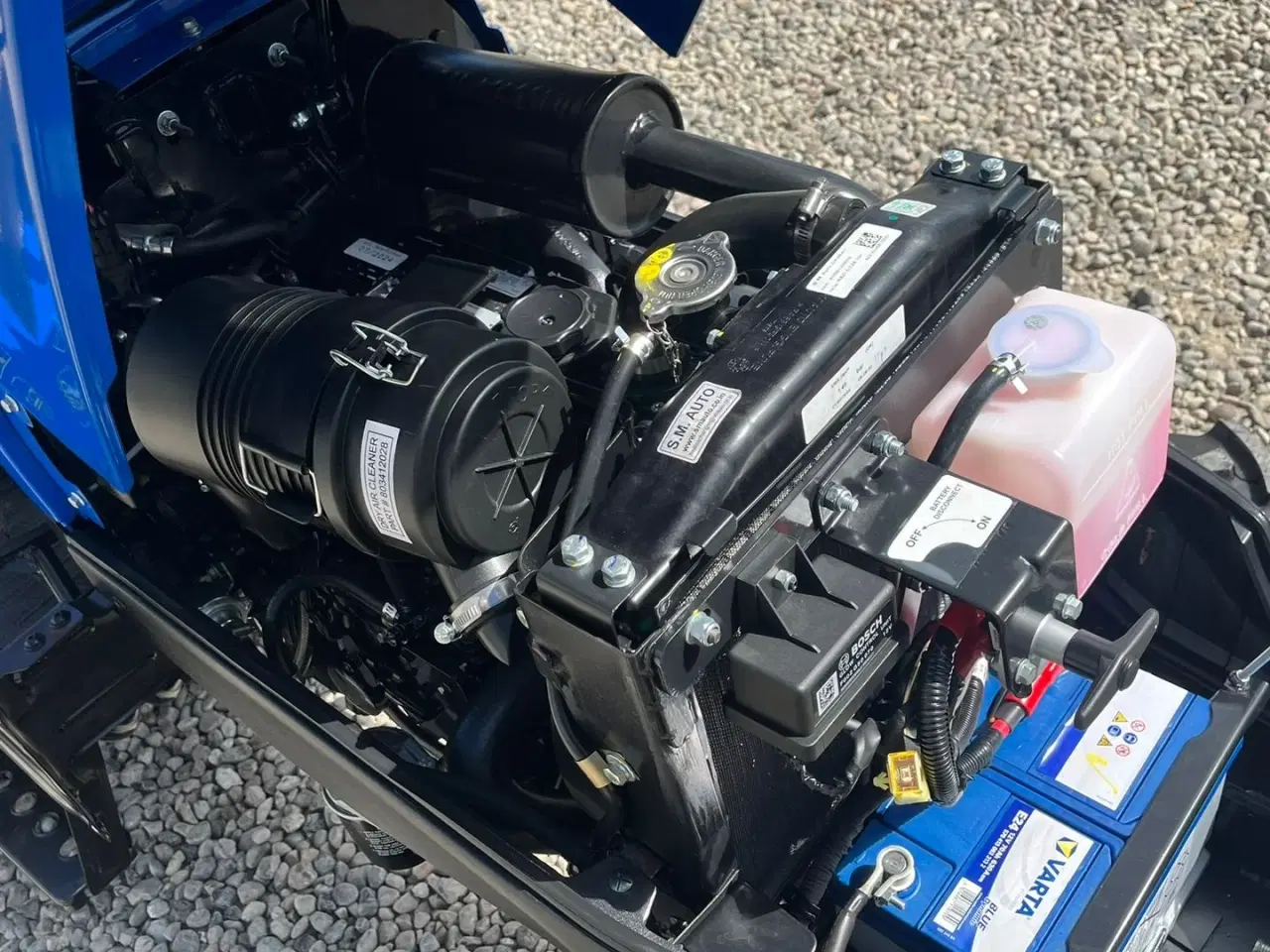 Billede 9 - Solis S26 6+2 Gearmaskine med Servostyring og brede traktorhjul