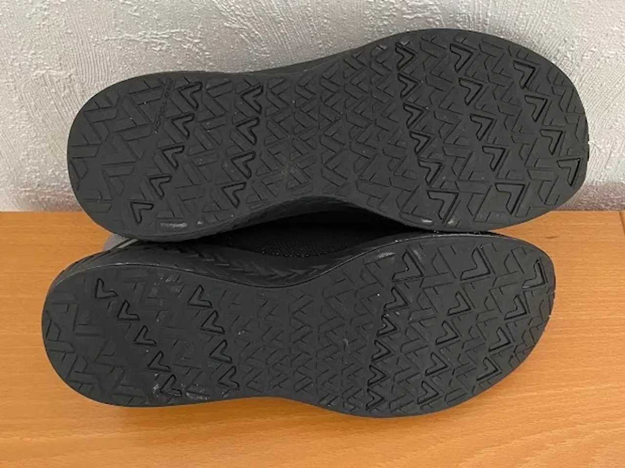 Billede 4 - ⭐️ Pro Touch OZ 1.0 Løbesko, sort - Str. 39