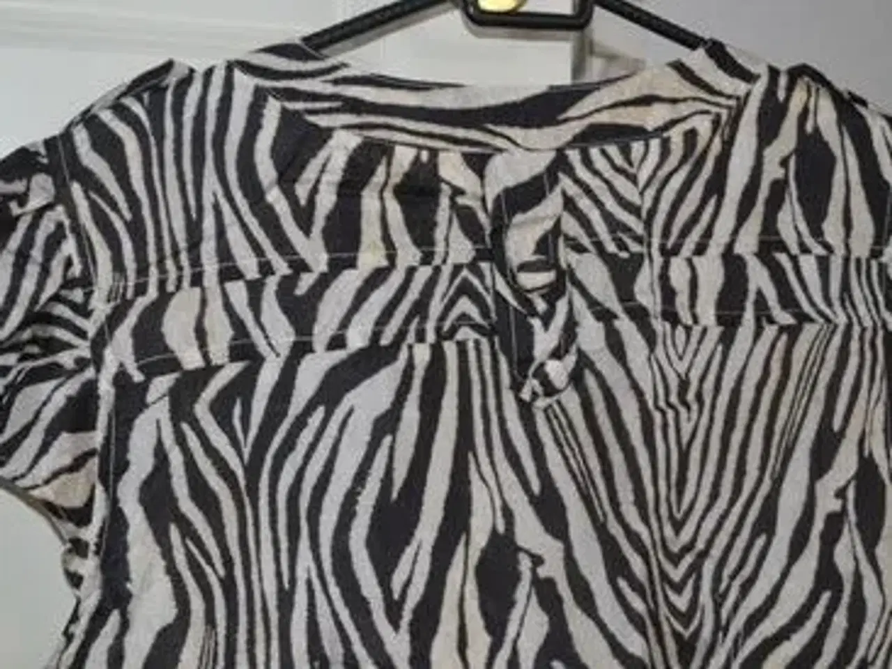 Billede 5 - Zebra Minus bluse sælges