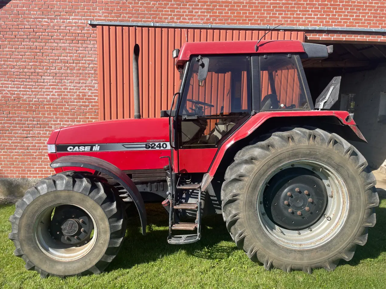 Billede 2 - Case 5240 sælges