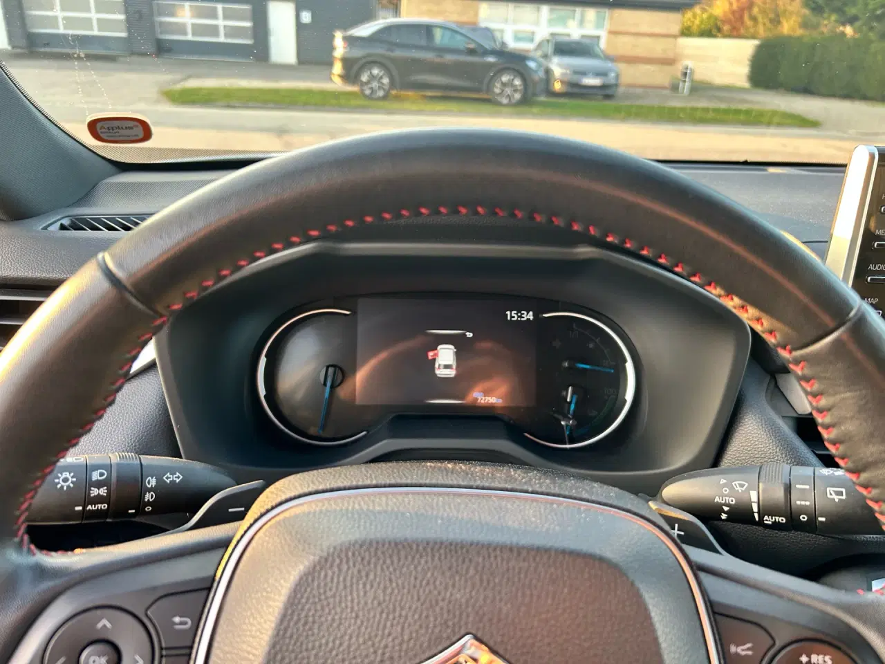 Billede 9 - Suzuki Across 2,5 Plugin-hybrid Adventure E-CVT 306HK 5d Trinl. Gear