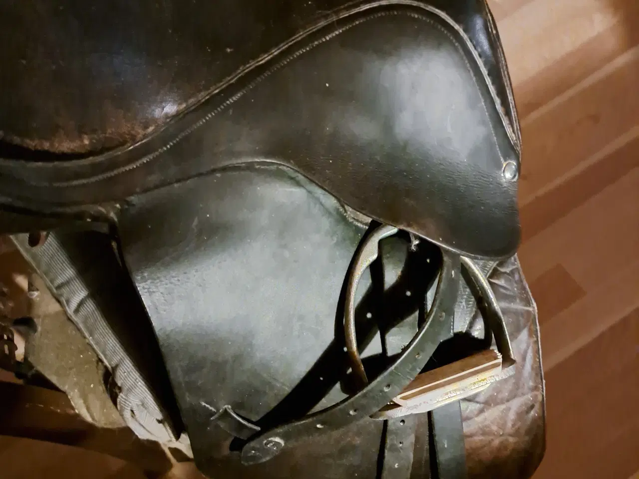 Billede 5 - Jeg har to sadler til salg