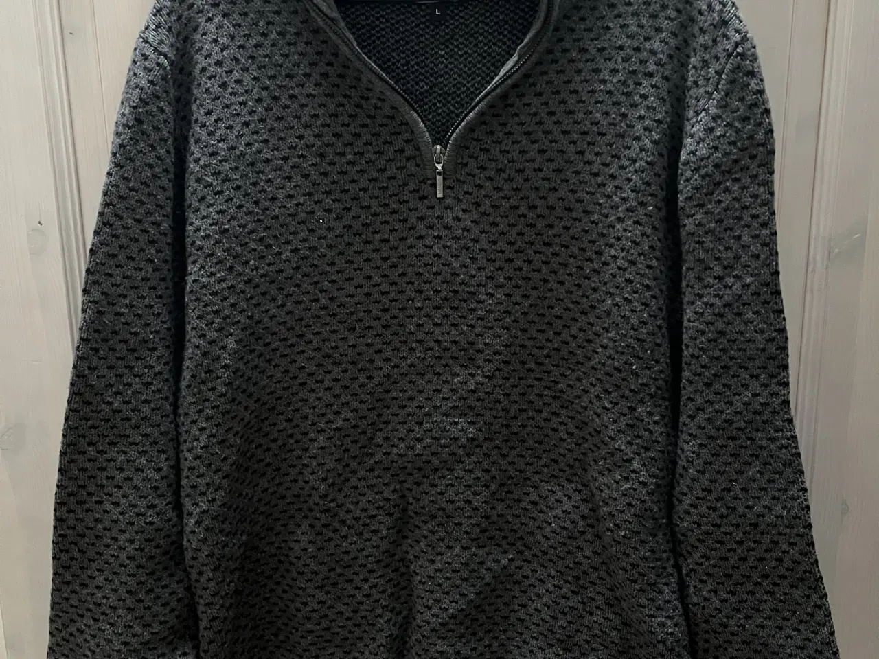 Billede 1 - Nanok halfzip strik