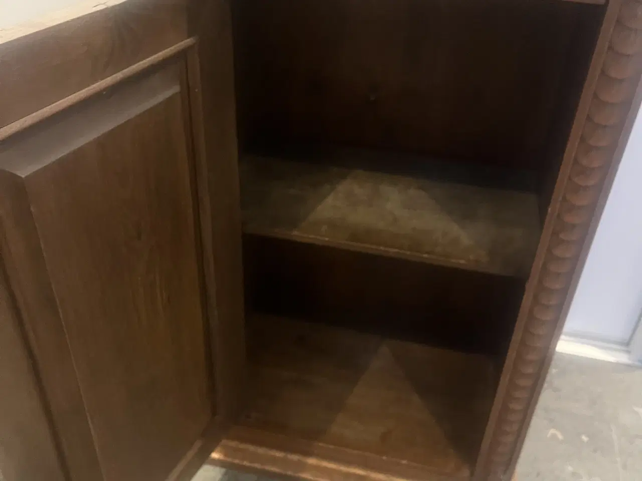 Billede 4 - Vintage barskab m/ udskæring af Moses og de 10 bud