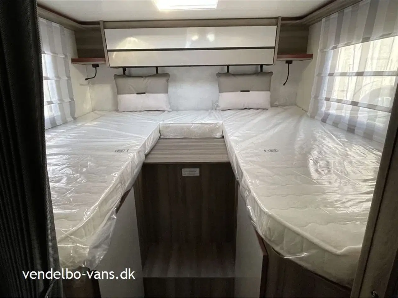 Billede 9 - 2026 - Rollerteam Kronos 284TL Selekt   Enkeltsenge - stor garage - automatgear