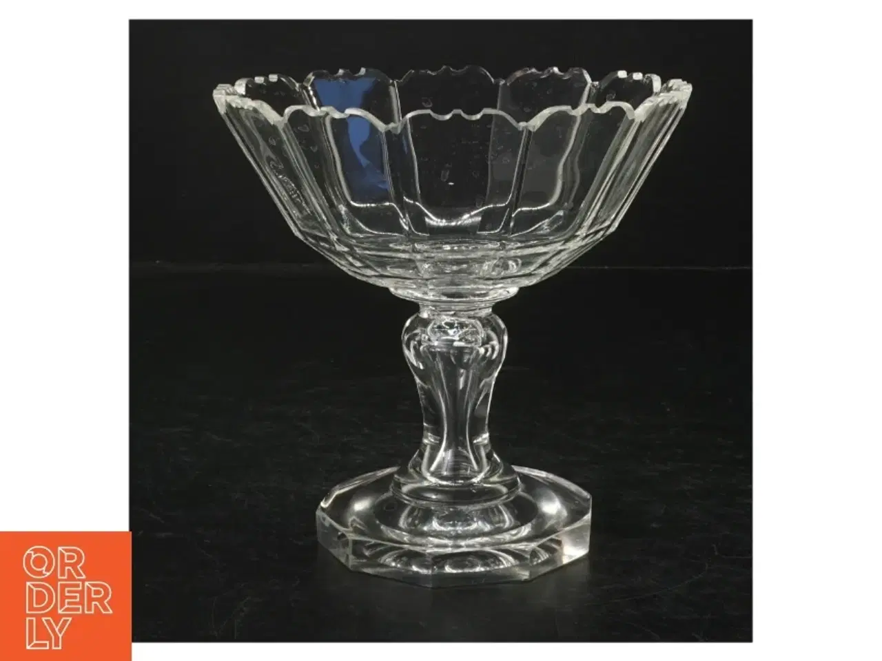 Billede 1 - Glas skål på fod (str. H. 15 cm. ø. 15,5 cm)