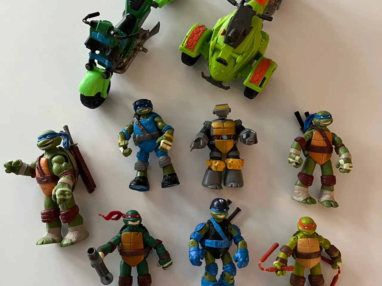 Billede 1 - Ninja Turtles figurer og køretøjer
