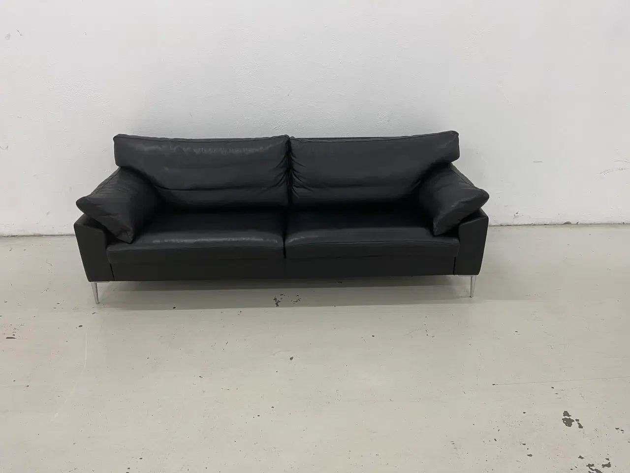 Billede 4 - Søren Lund SL329 3 Pers.Sofa i sort solid læder.