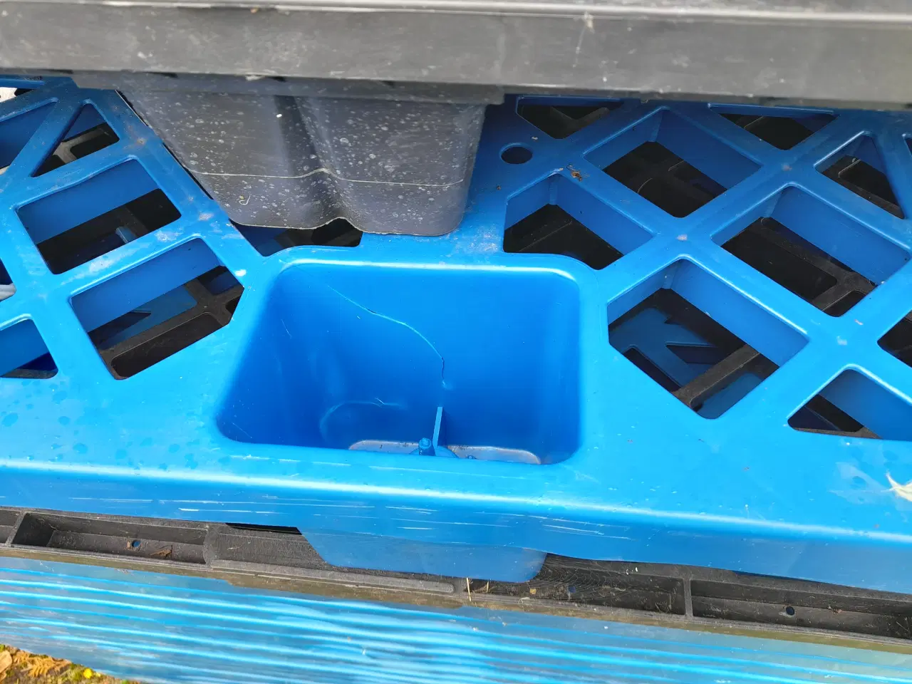Billede 3 - Plasticpaller blå.