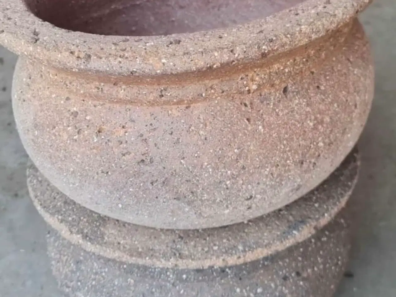 Billede 1 - 2 stk sten vaser