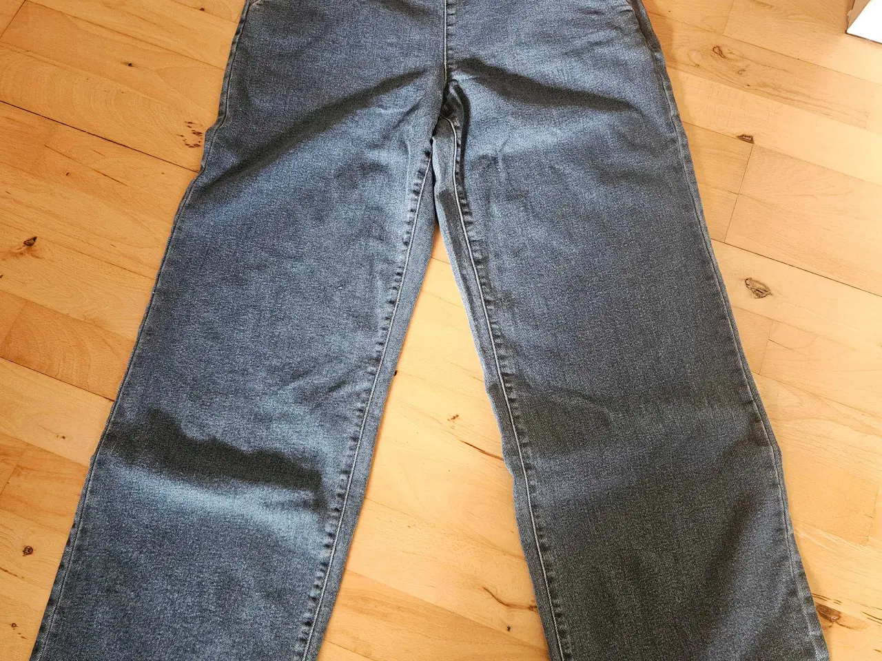 Billede 1 - DENIM BUKSER MED VIDDE