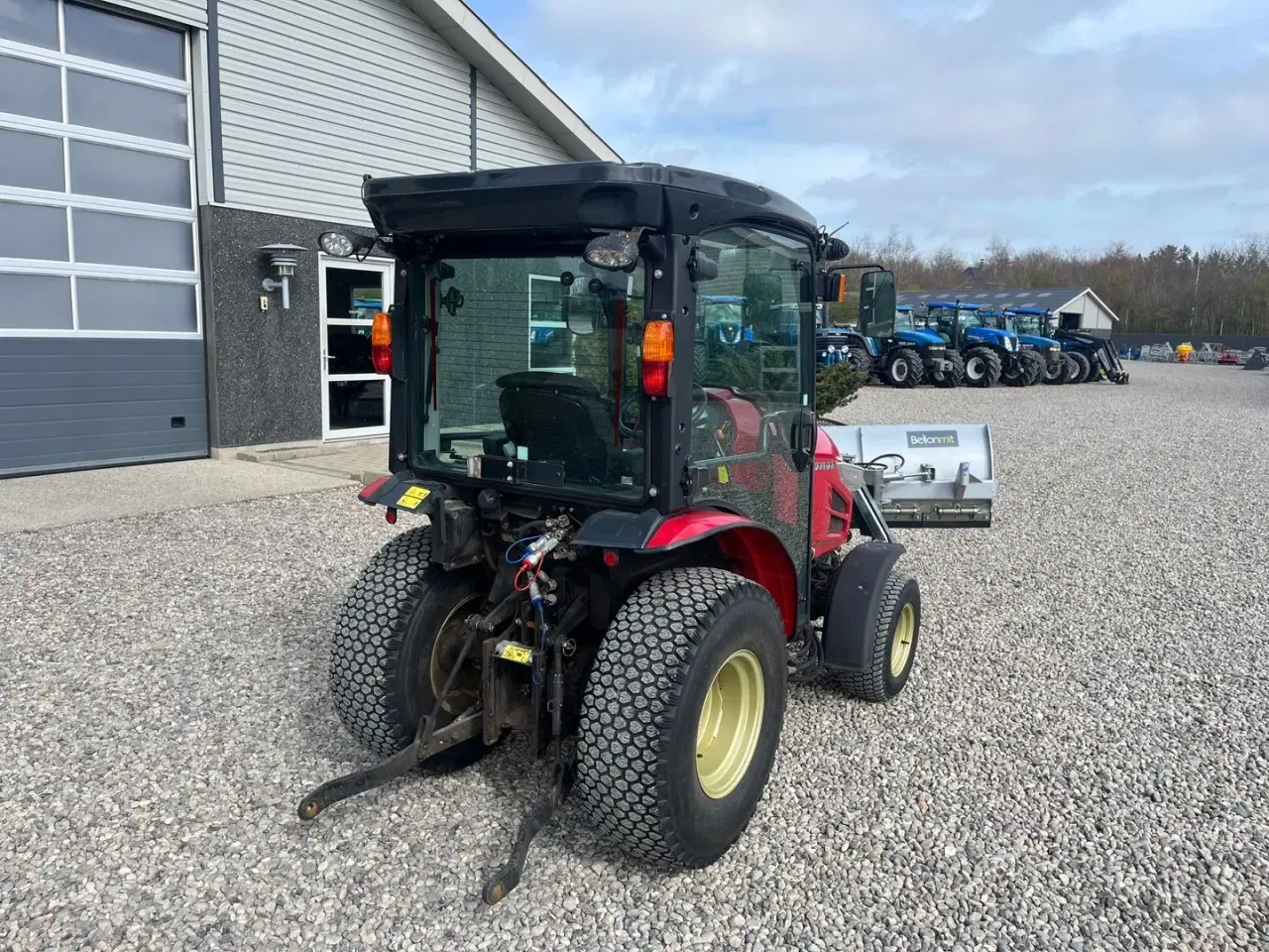 Billede 13 - Yanmar YT 235H 4WD Snow Edition med sneplov og spreder