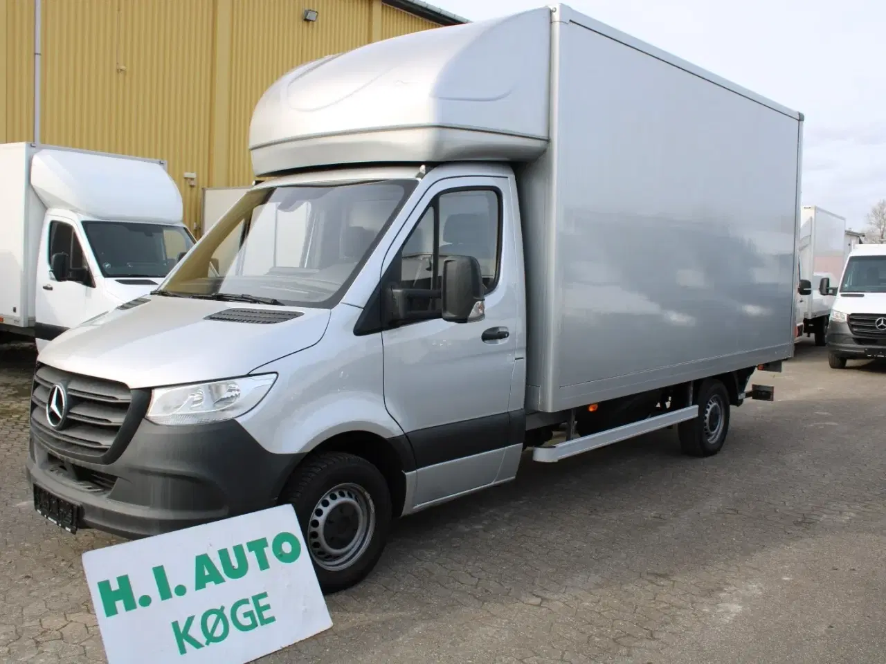 Billede 1 - Mercedes Sprinter 317 2,0 CDi A3 Alukasse m/lift aut. RWD