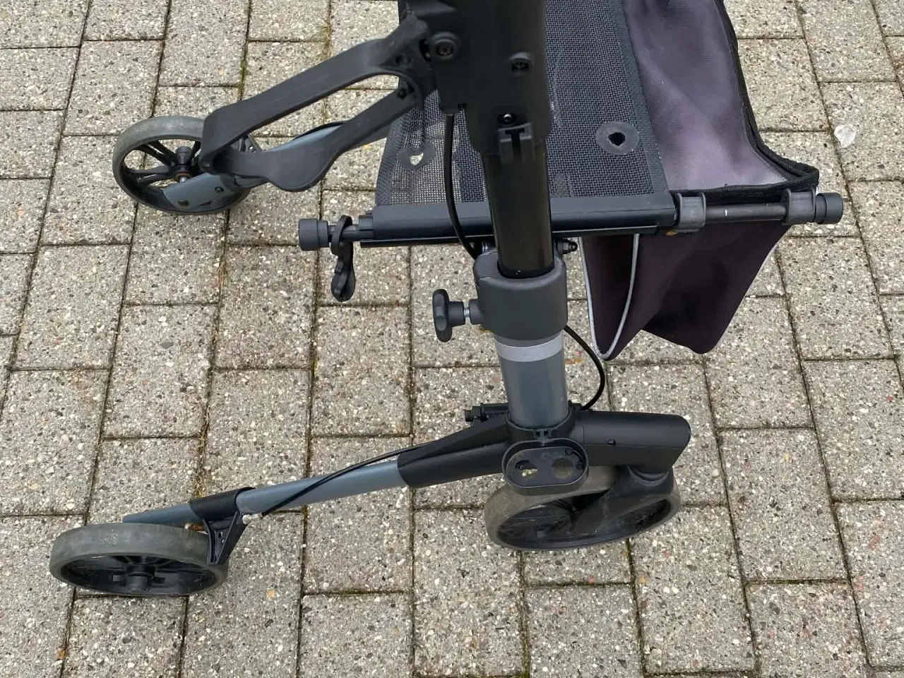 Billede 5 - Rollator søger nyt hjem
