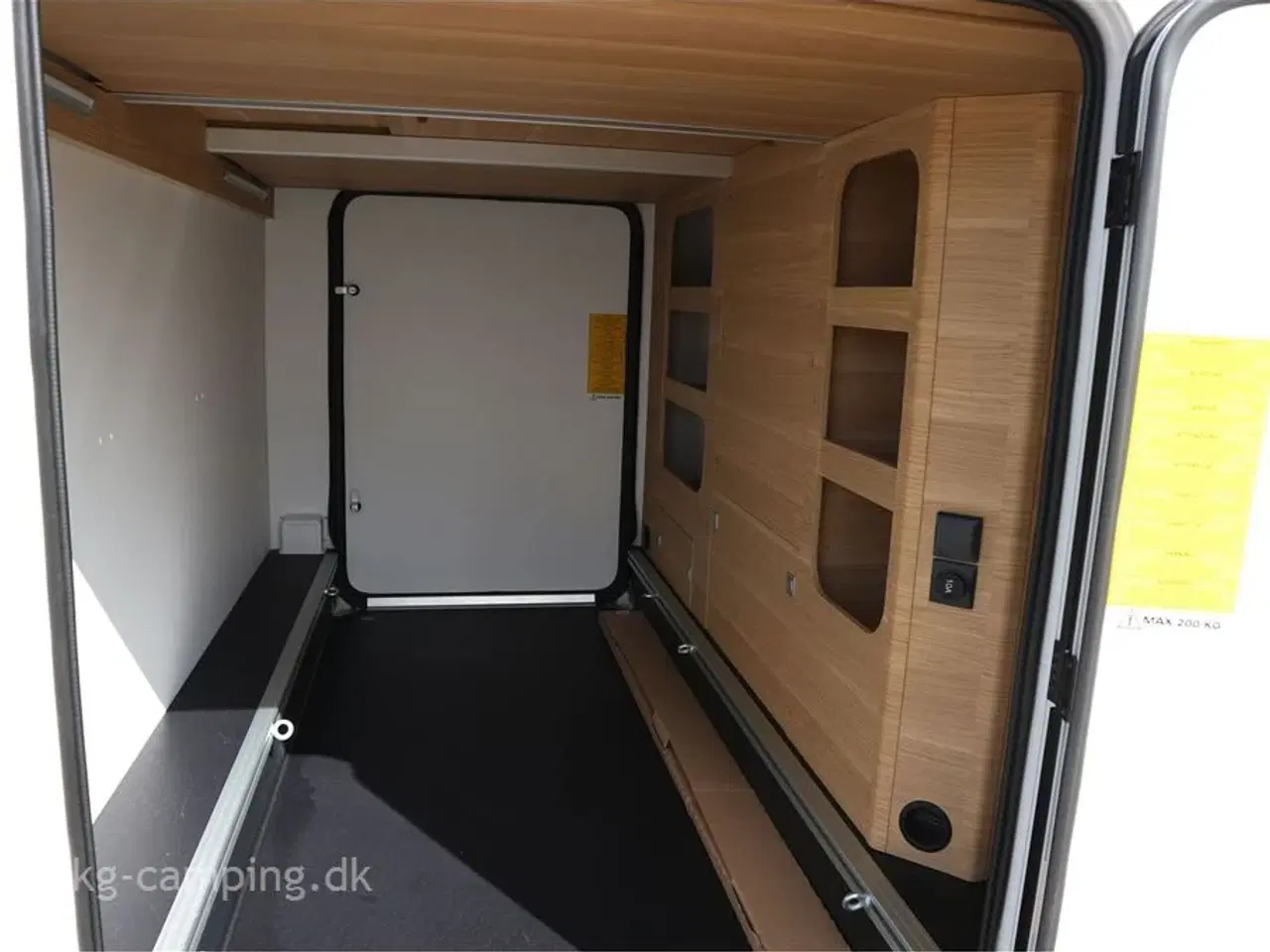 Billede 8 - 2023 - Adria Matrix Axess M670 SL   Åbent hus tilbud.  nu nedsat med kr.72709 | Enkeltsenge og sænkeseng i forenden.