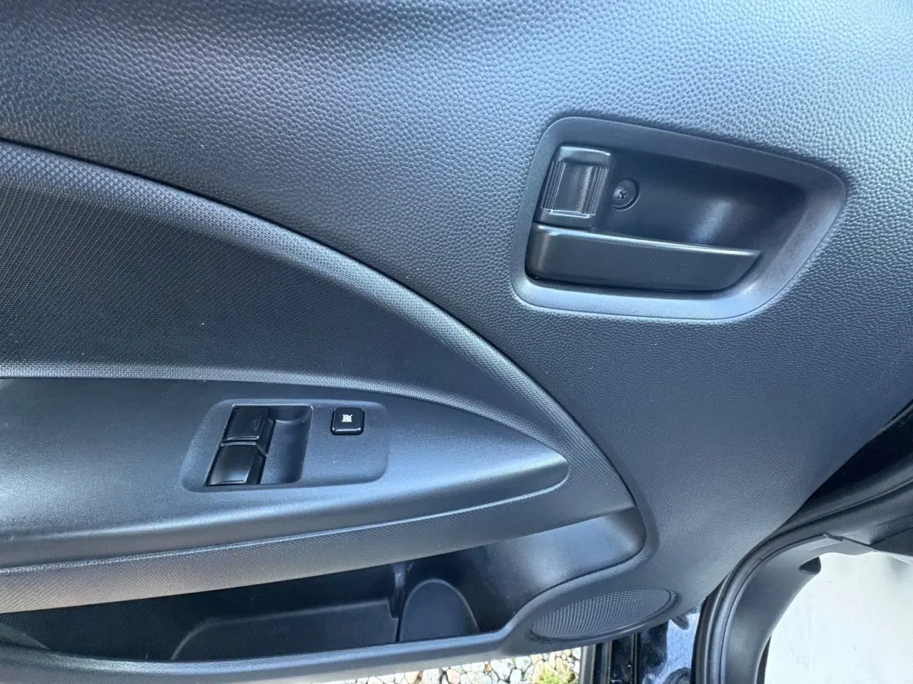 Billede 16 - Mitsubishi Space Star 1,0 Inform