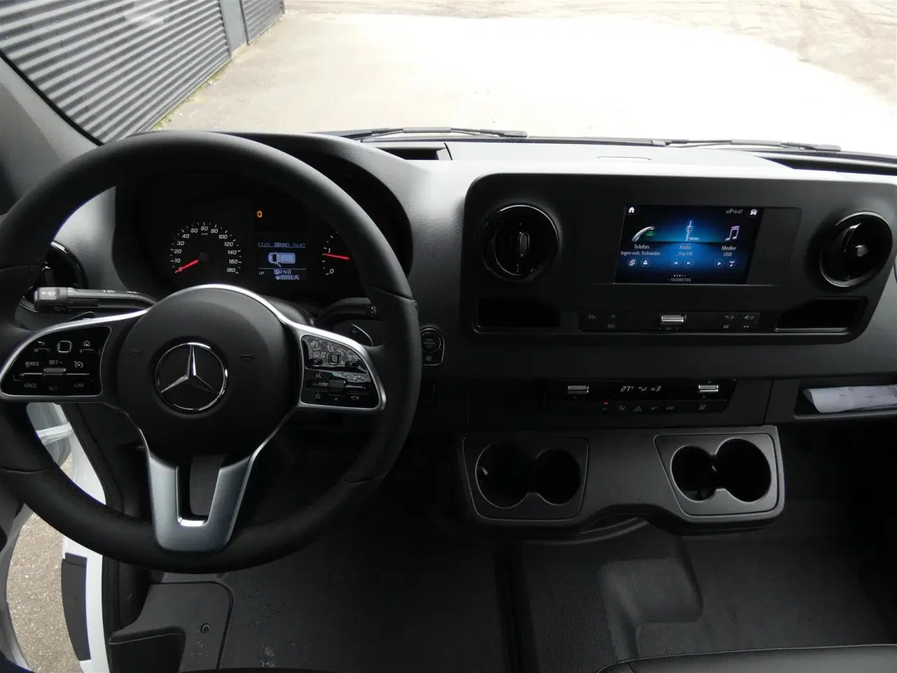 Billede 9 - Mercedes-Benz Sprinter 317 2,0 CDI A2 H2 RWD 9G-Tronic 170HK Van Aut.