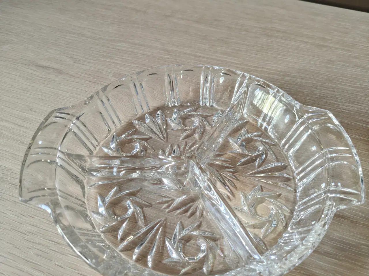 Billede 3 - Flot krystalfad med opdeling