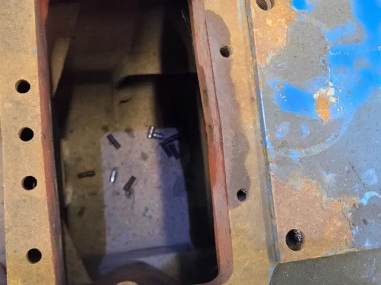 Billede 5 - Ford 8210 Gearkasse Hus E2NN7006EA