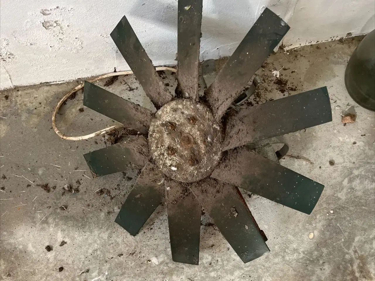 Billede 1 - Ventilator med motor