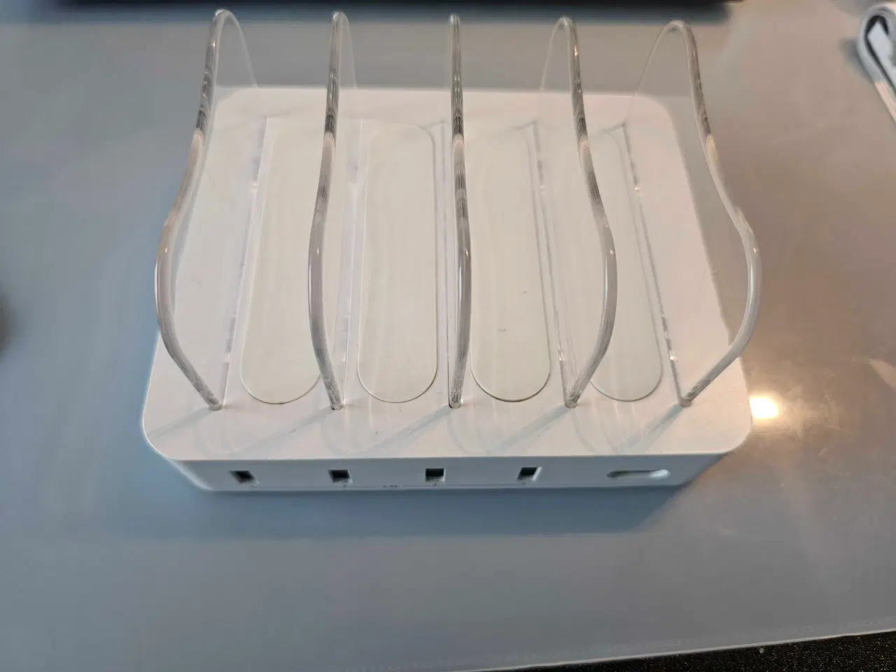 Billede 2 - Usb ladestation 4 alm usb udtag 220 volt