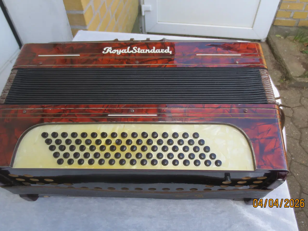 Billede 1 - 1 stk Harmonika Royal Standard 