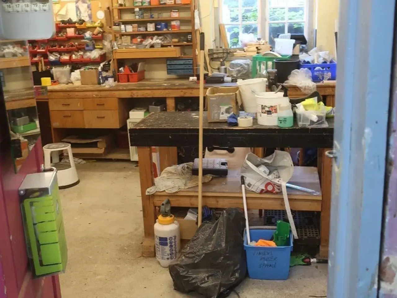 Billede 69 - Ryd hele værkstedet for løse dele